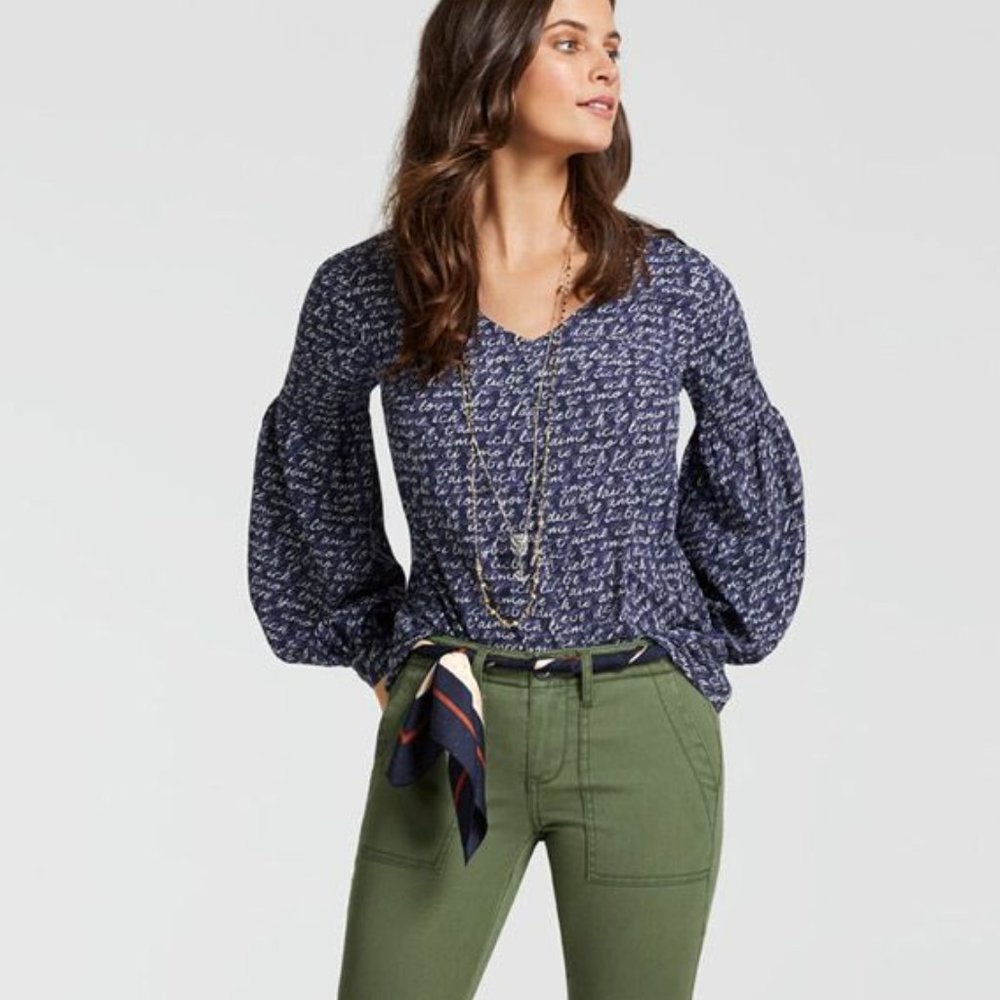 Cabi Navy Blue Te Amo Printed Blouse XS